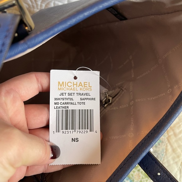 NWT Michael Kors jet set tote - Picture 2 of 6